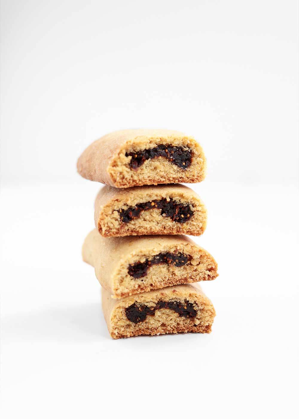 Homemade Fig Newtons Recipe from The Faux Martha