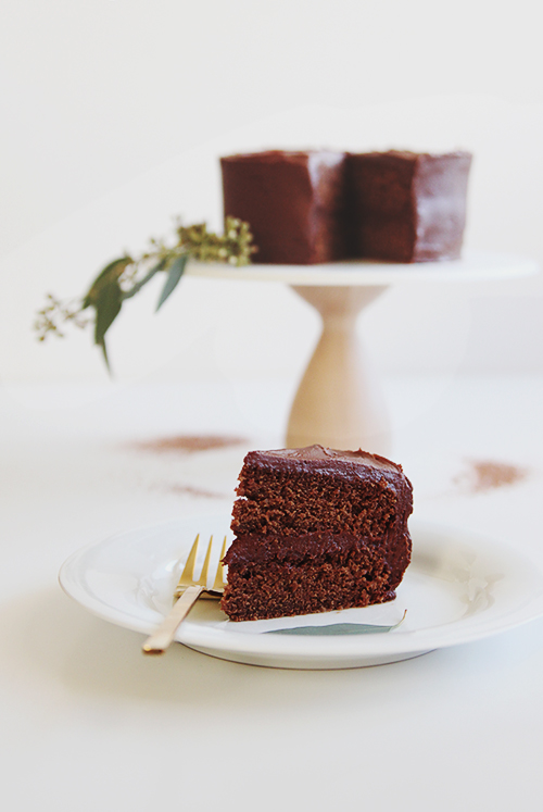 A Simple Chocolate Cake | @thefauxmartha