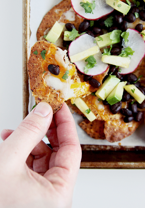 BBQ Black Bean Nachos | @thefauxmartha