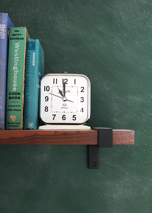 Schoolhouse Green Office | @thefauxmartha