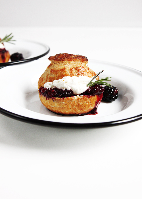 Blackberry Cream Puffs | @thefauxmartha