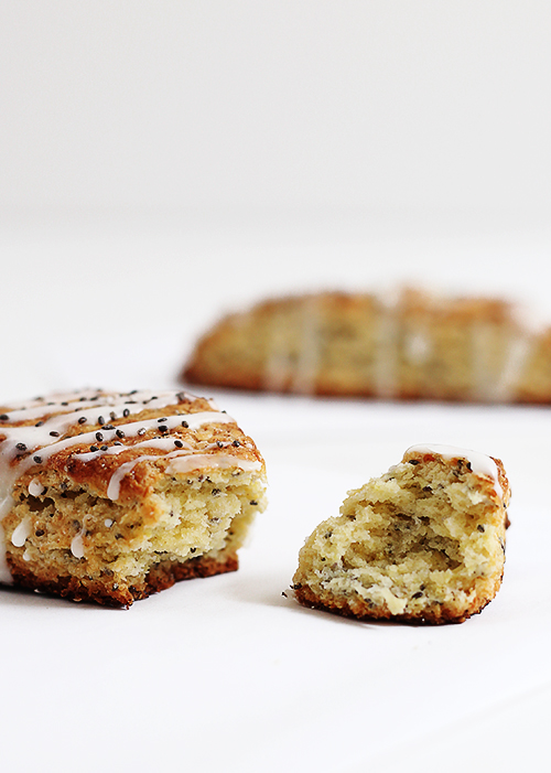 Lemon Chia Scones | @thefauxmartha