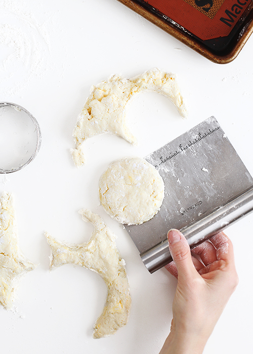 Tender Buttermilk Biscuits | @thefauxmartha