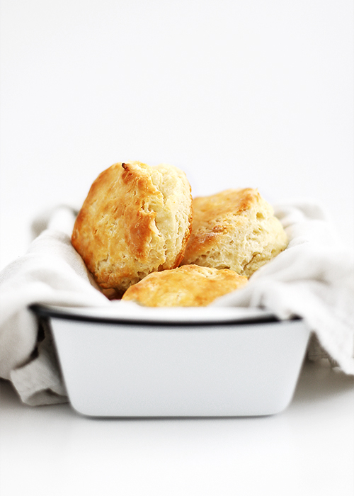 Tender Buttermilk Biscuits | @thefauxmartha