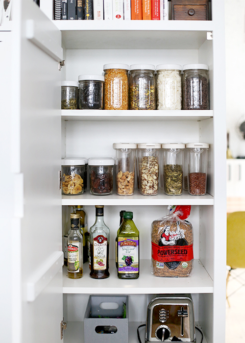 Minimalist Pantry 2.0 | @thefauxmartha