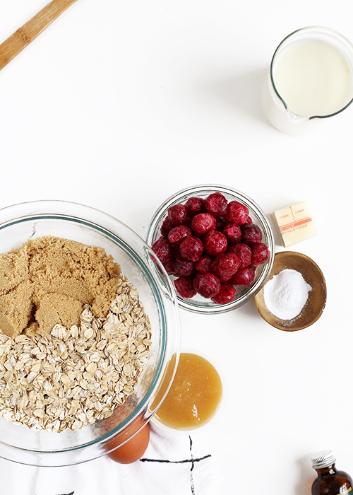 Tart Cherry Almond Baked Oatmeal | @thefauxmartha