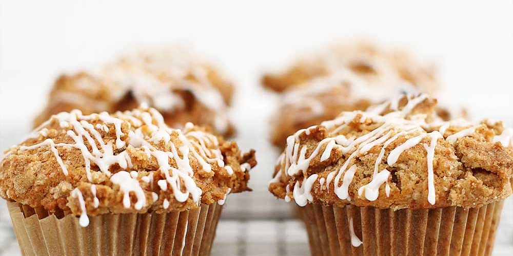Apple Crumble Muffins from The Fauxmartha