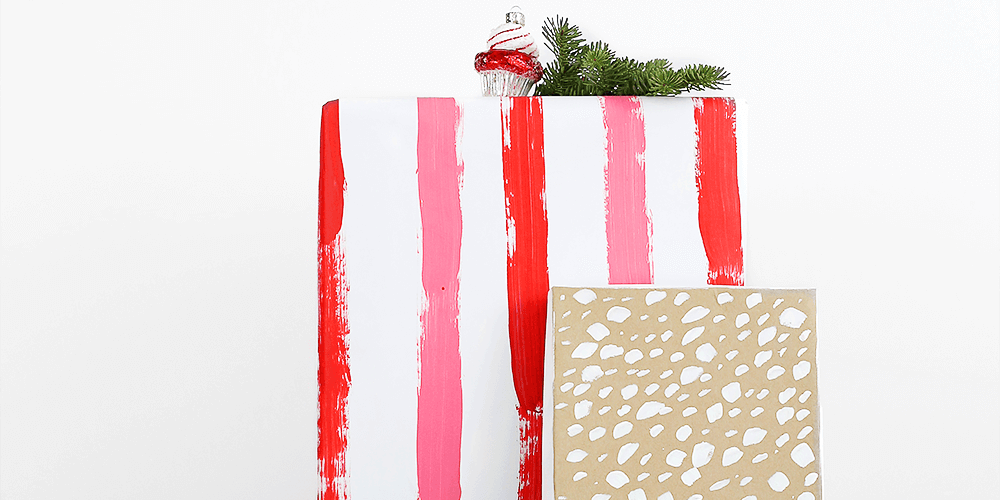 Minimal Holidays with kids from The Fauxmartha, Simple Families, and The Minimalist Plate