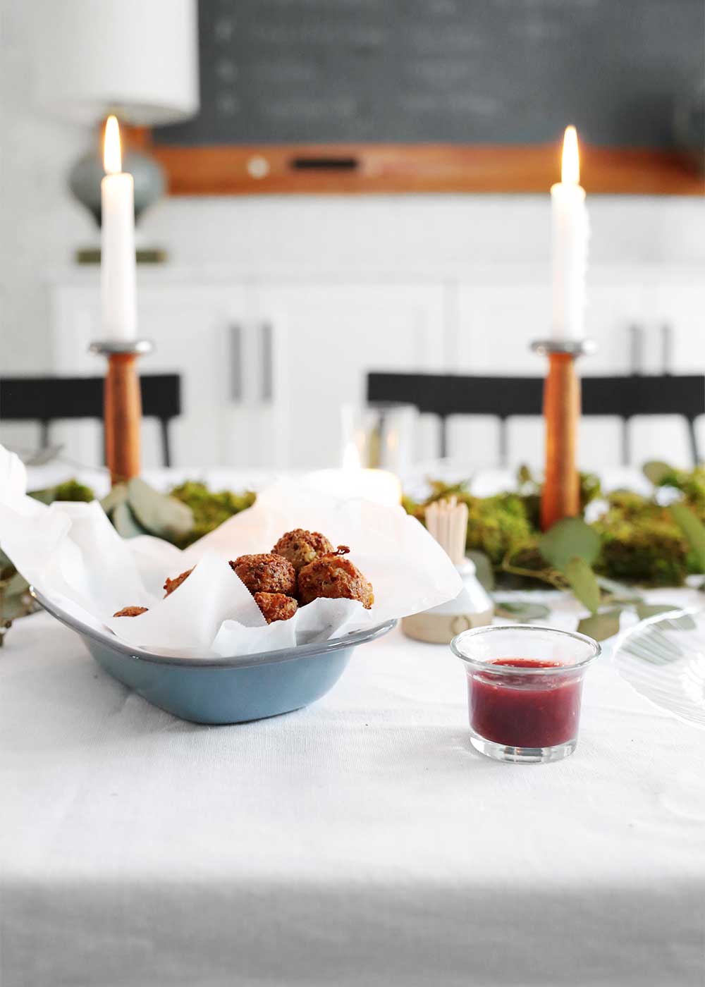 Nordic Winter Party with vegetarian swedish meatballs by the Fauxmartha