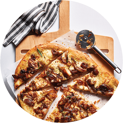 Crispy Pizza with Caramelized Onions from The Minimalist Kitchen by The Fauxmartha