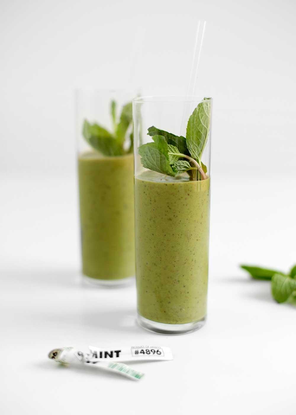 Healthy Mint Chip Green Smoothie from The Faux Martha